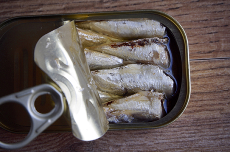 open canned sardines